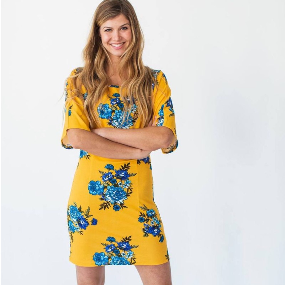 Savvi Piphany Floral Tove Dress size S